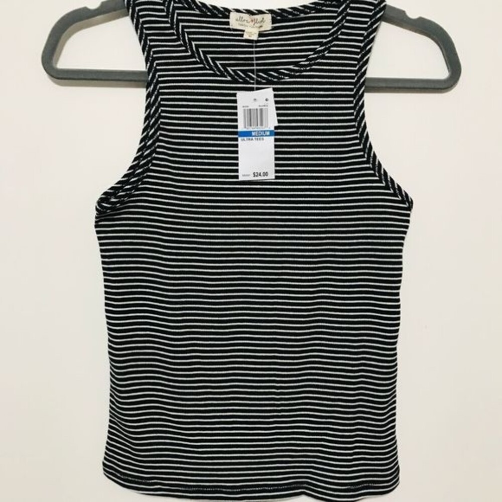Ultra Flirt black striped top  tank top size M